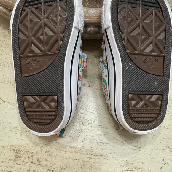 Converse AllStars sneakers toddler size 4 - Picture 2 of 5